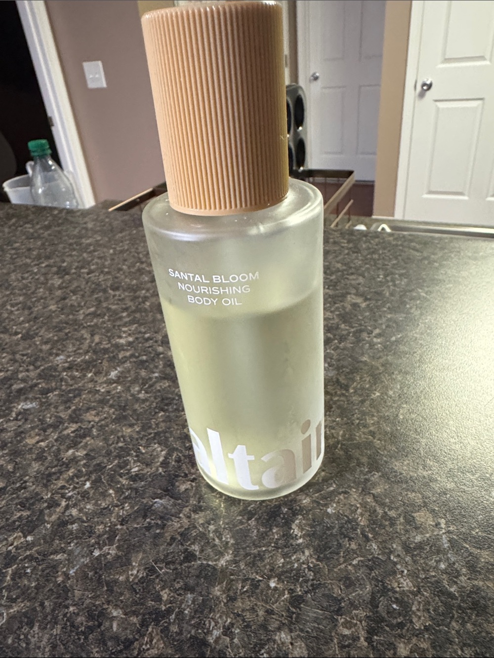Santal Bloom Nourishing Body Oil — Beige